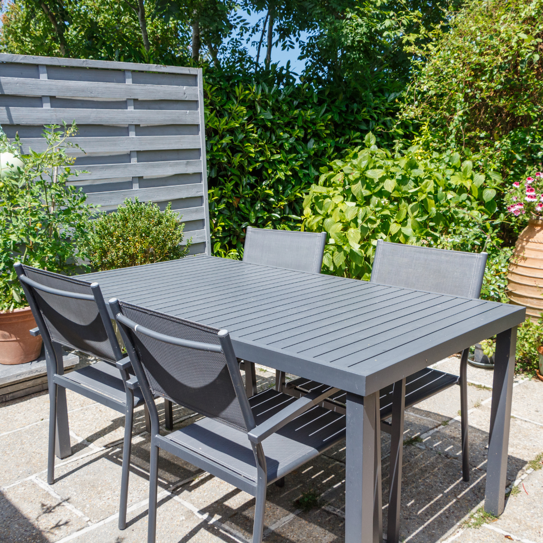 Création de terrasse en calcaire à Cannes